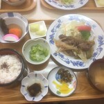 ななっこ - おまかせ定食