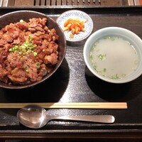 焼肉家 KAZU 神楽坂 - 