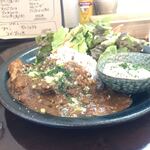 かめキッチン - チキンカレー