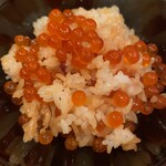 龍文支店 - いくらまぶし丼