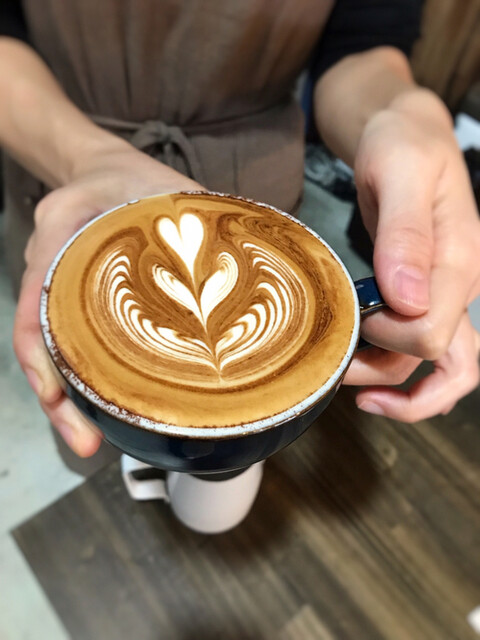 T S Barist 新町居酒屋 ラテ丸 新町 カフェ ネット予約可 食べログ