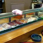 泉寿司 - 泉寿司 ＠中板橋 すしネタケース