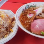 楽陽軒 - ラーメン＆チャーハン　800円