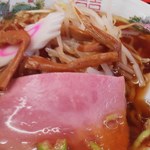 楽陽軒 - ハムラーメン！？　350円