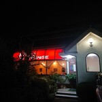 レストラン ぷりむろーず - 駐車場は店の前に