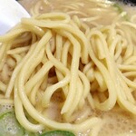 ほどが家 - 長多屋の麺は適度な弾力がありました。