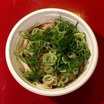 中華屋台Bar 梅田羊肉串 - ネギ油あえ麺