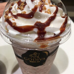 GODIVA - ミルクチョコレート ヘーゼルナッツプラリネ フローズン レギュラーサイズ