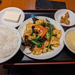 南国亭 - 玉子ときくらげ炒め定食（850円）