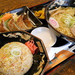 Ryuu Mon Hotaka - 当店の超お得！！お勧めメニュー！！　チャーハンと餃子とラーメンのセット1000円