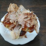 たこ焼き 由由 - 日替わりランチたこ焼き付き(たこ焼き2個)