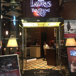 ロウリーズ・ザ・プライムリブ 大阪 - 