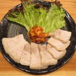 Sakedokoro Hanada - ゆで豚キムチ 850円