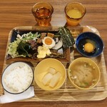 ターンテーブル - 朝食ビュッフェ1,100円