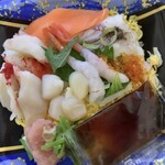 FUJI - 彩り海鮮丼　410円