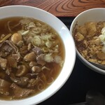 食堂 みちのく - もつラーメン＆半マーボー丼(2019.12.10)