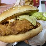 マクドナルド - チキンフィレオ