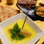 ブルガズ アダ - フムスが最高に美味しい。