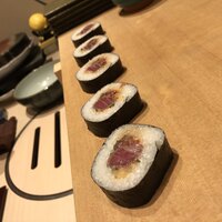 西麻布けんしろう - リンダ巻き仕上げ中