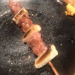 鳥茂 - こめかみ