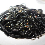 RODEO - お歯黒必至のイカスミパスタ