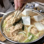 すき焼･鍋物 なべや - 鶏みんち鍋 特製みそ味 食べごろ