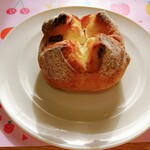 イスズベーカリー - フルーティーフロマージュ（216円）