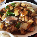 三福源 - 黒胡椒と鶏肉炒め