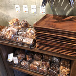 イロハパン プラス オヤツ - 