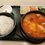東京純豆腐 - スンドゥブ・セット。