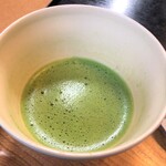 ちどり茶屋 - 「お抹茶と和菓子のセット」(680円)の抹茶