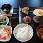 ハンバーグと伊賀牛丼の五右衛門 - 