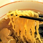 飛騨の高山らーめん - 麺！かなり細いですが噛むと粘りがあります！