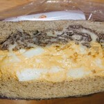 ウフタマコサンド - 黒牛&チーズ