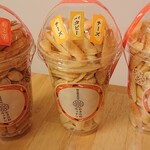 かきたねキッチン - 料理写真:入れ物にはシールを貼ってくれます。