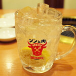 焼肉牛星 - ジントニ(420円・外税)