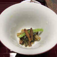京料理 竹島 ICHIGO - 先付け～葉牛蒡の煮浸し