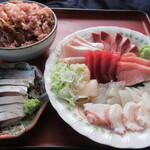 江戸家 - 刺身盛り合わせ　3,000円