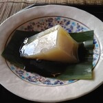 伊豆高原 城ケ崎温泉 花吹雪 - 柚子の葛餅黒蜜掛け