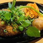 ハチ - この、ヤマカノ醸造のお味噌とバターの相性が凄いっ！！