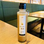 ハチ - この「ハチ」さん特製のドレッシングも美味しい！！