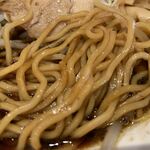 麺匠 佐吉 - 富山ブラックの麺