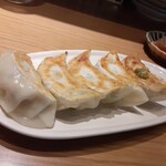 あご出汁餃子･ゆでタン さんじ - 