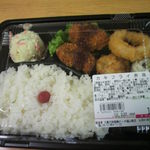 ディオ - 牡蠣フライ弁当 198円(2012.03.21)