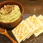 飲んべぇ食堂 らくだ屋 - アボカドディップ