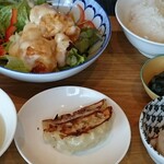 chaini-zudeza-toandodaininguhaotsu- - エビマヨ定食