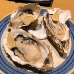 新橋 いっぱし - ②北海道厚岸産の牡蠣