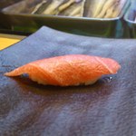 鮨 来多老 - 大トロ。肉のようなさしめ。