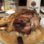 Gänsedieb - 料理写真:Grillhaxe(アップ)♪