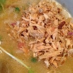 鶏そば 三歩一 - 揚げたエシャロット　201203